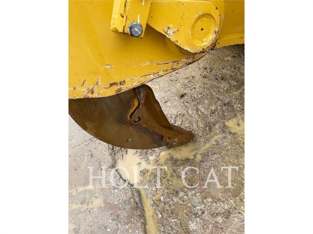 CAT D8 Верижни булдозери
