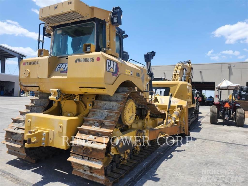 CAT D8 Верижни булдозери
