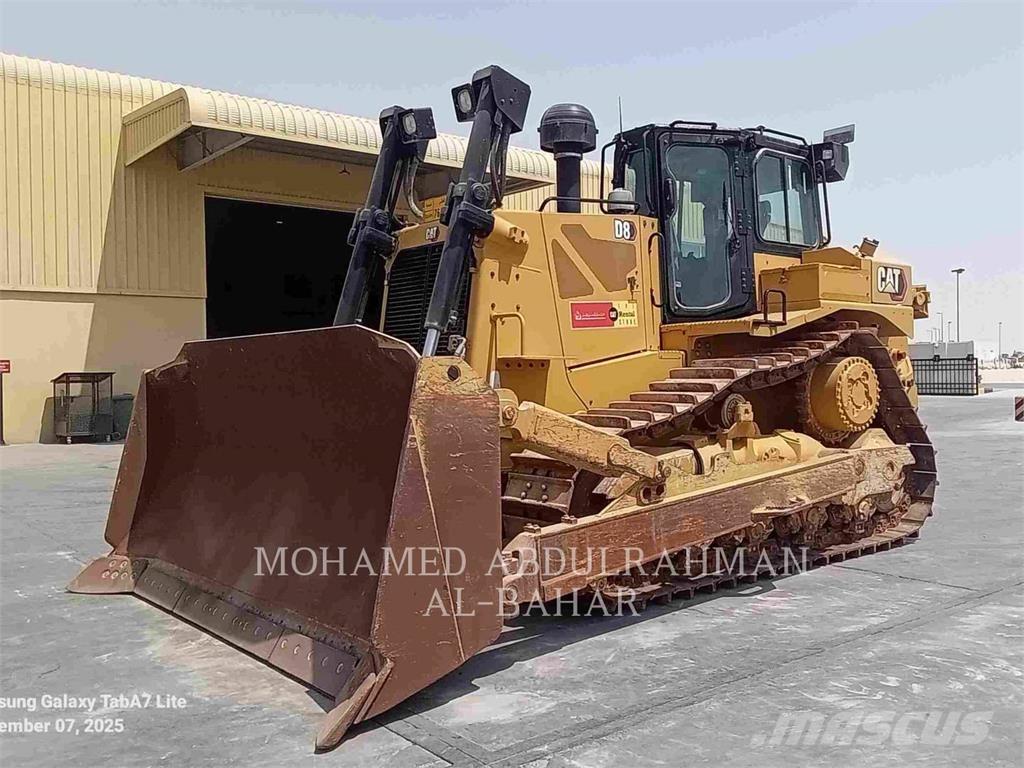 CAT D8 Верижни булдозери
