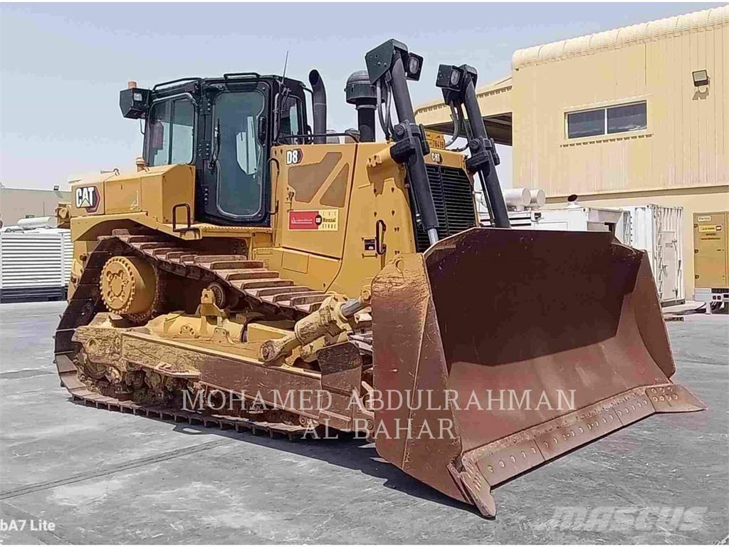 CAT D8 Верижни булдозери
