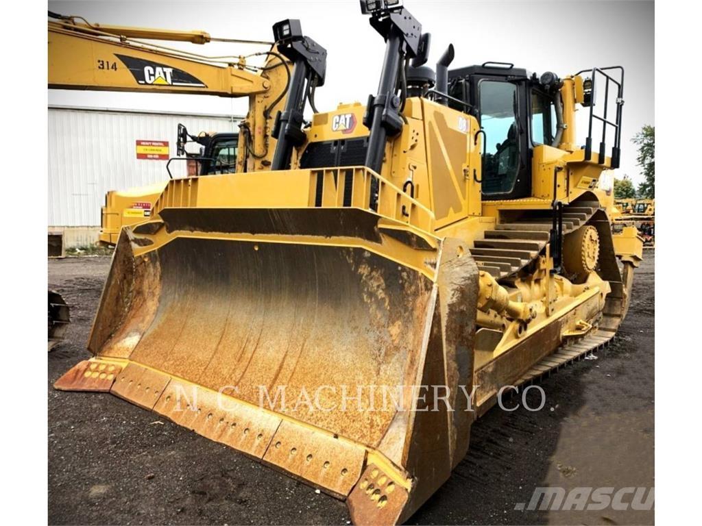 CAT D8 Верижни булдозери
