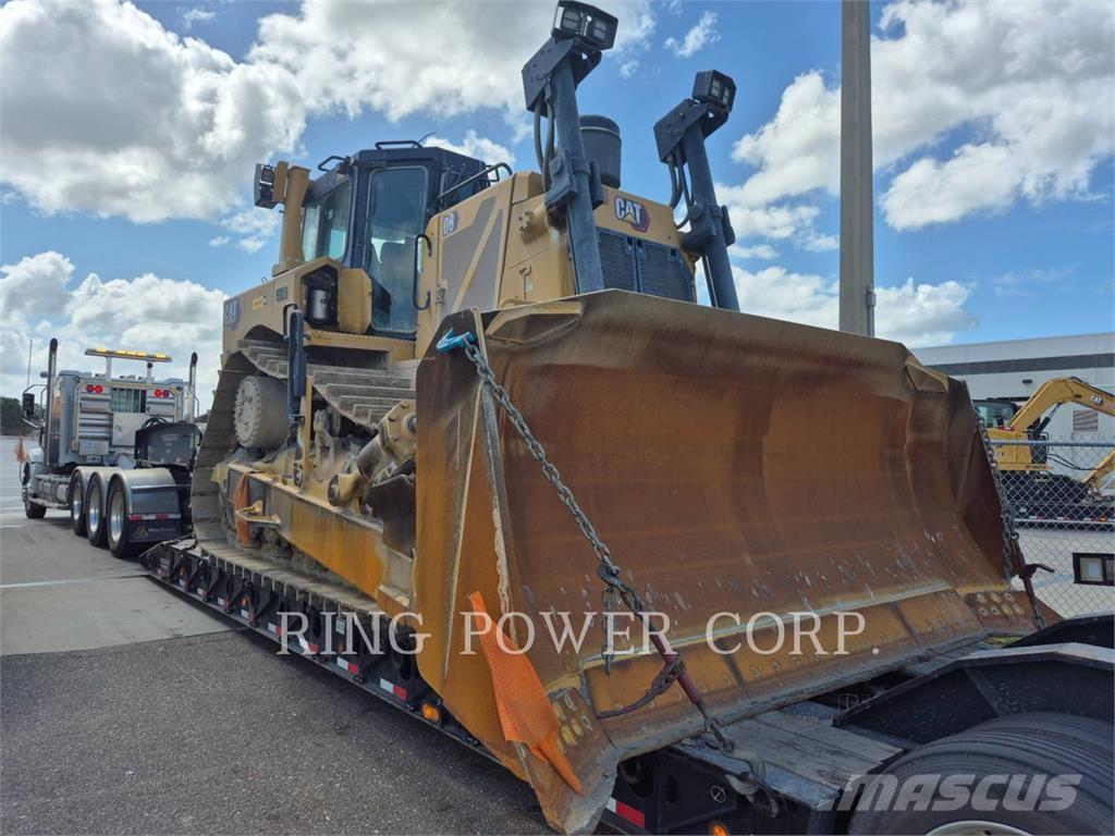 CAT D8 Верижни булдозери
