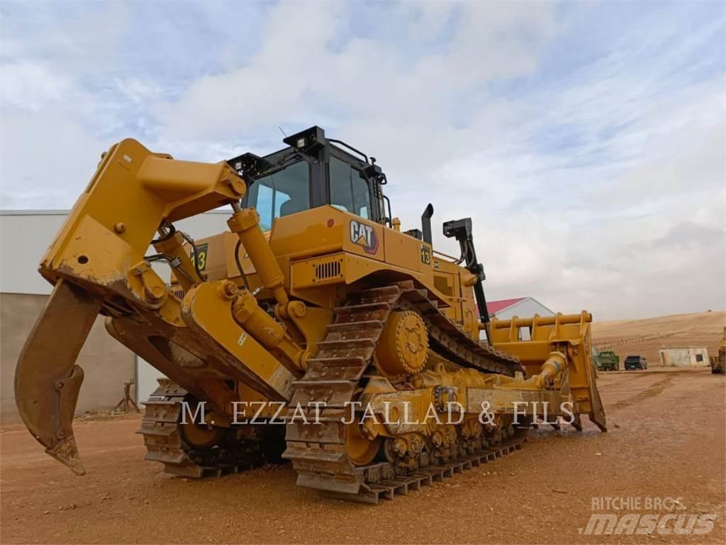 CAT D8R Верижни булдозери
