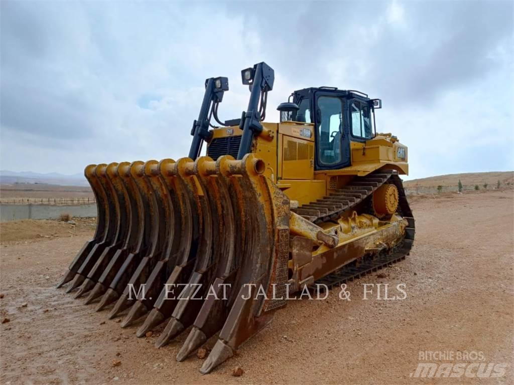 CAT D8R Верижни булдозери
