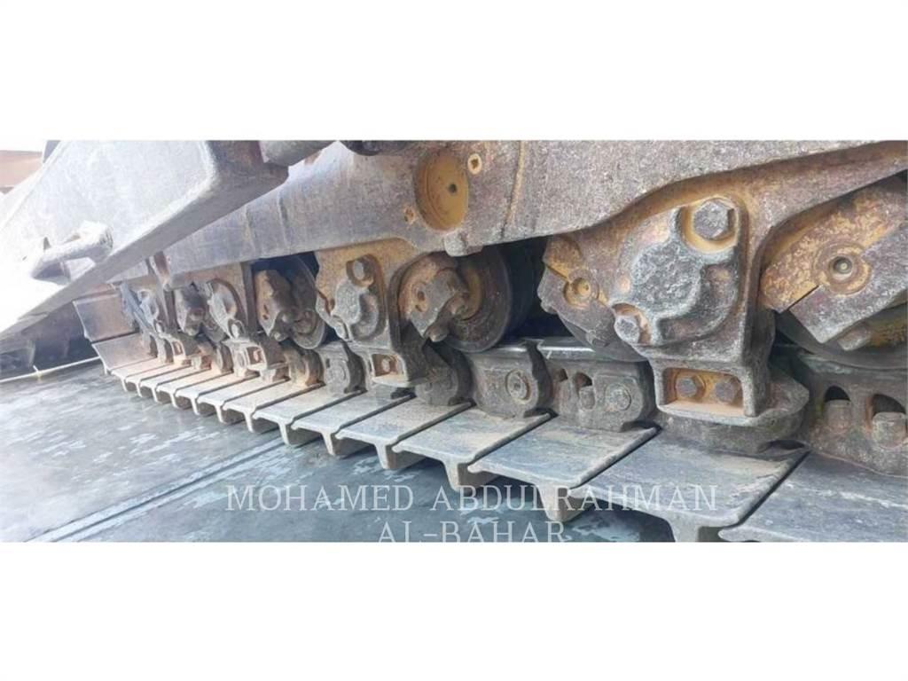 CAT D8R Верижни булдозери
