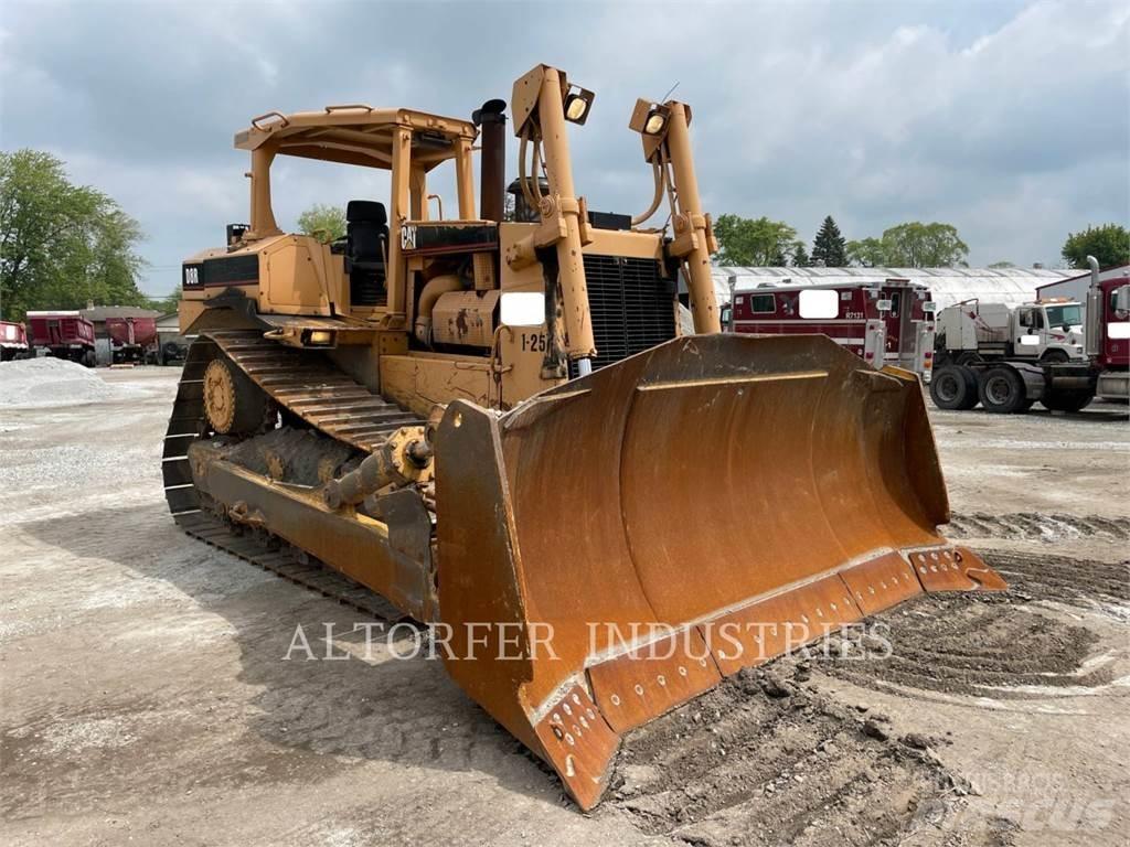 CAT D8R Верижни булдозери

