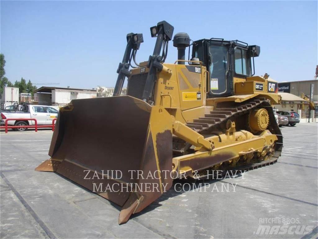 CAT D8T Верижни булдозери

