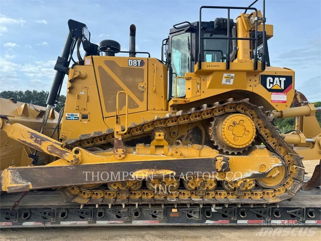 CAT D8T Верижни булдозери
