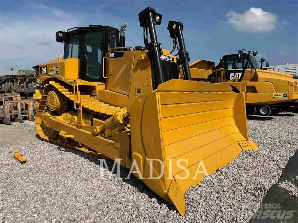 CAT D8T Верижни булдозери
