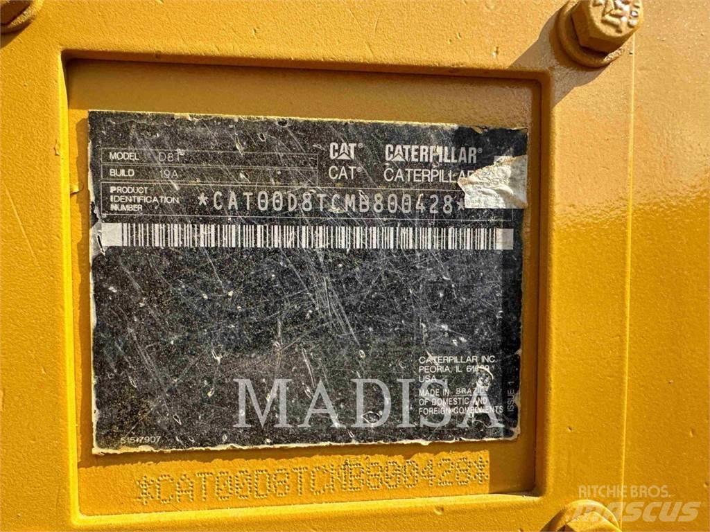 CAT D8T Верижни булдозери
