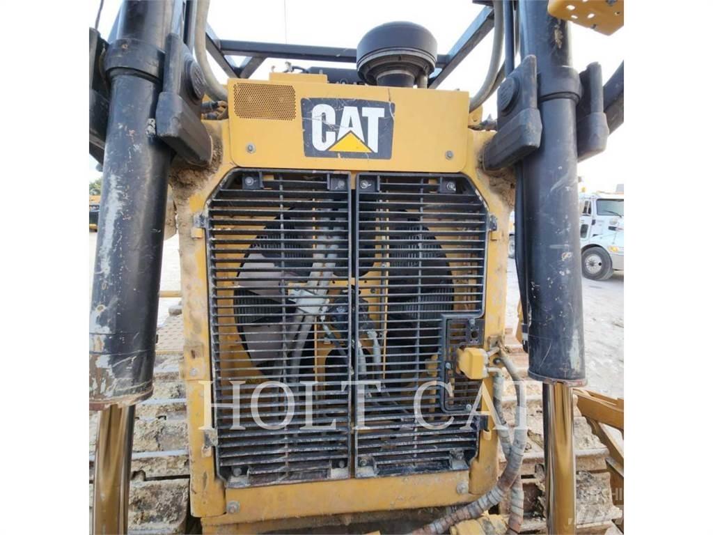 CAT D8T Верижни булдозери
