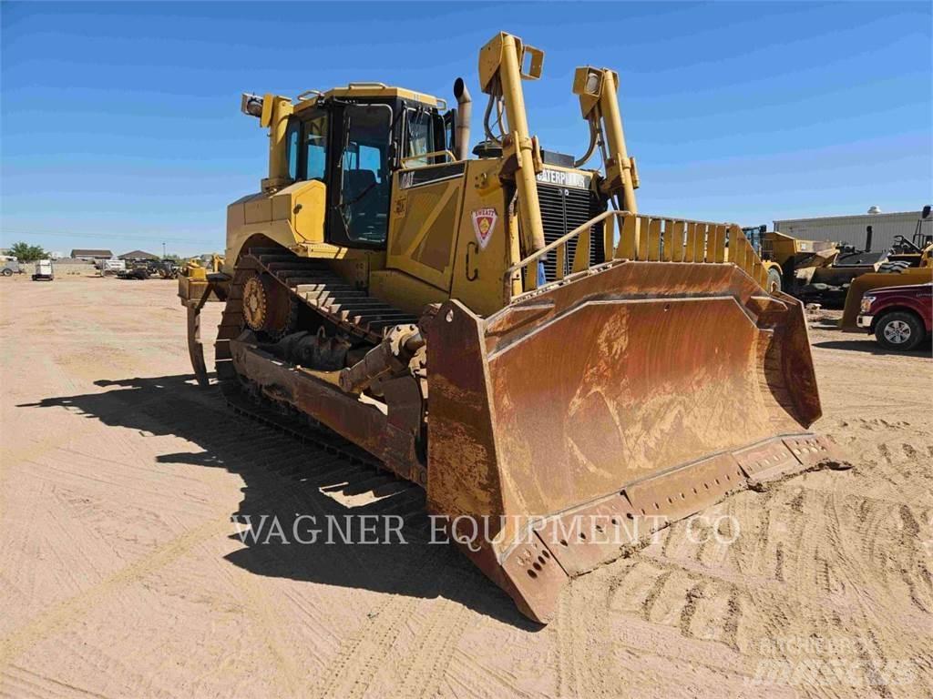 CAT D8T Верижни булдозери
