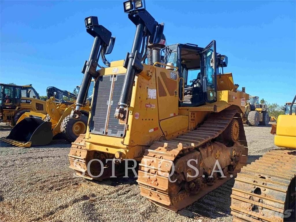 CAT D8T Верижни булдозери
