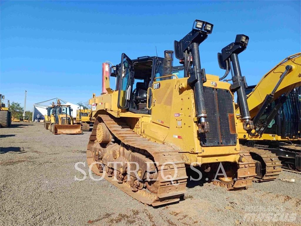 CAT D8T Верижни булдозери
