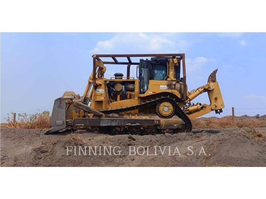CAT D8T Верижни булдозери
