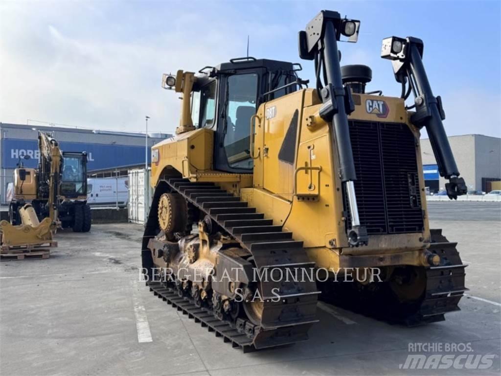 CAT D8T Верижни булдозери
