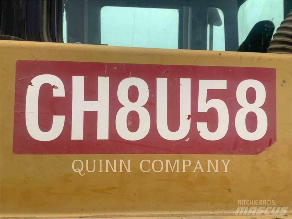 CAT D8T Верижни булдозери

