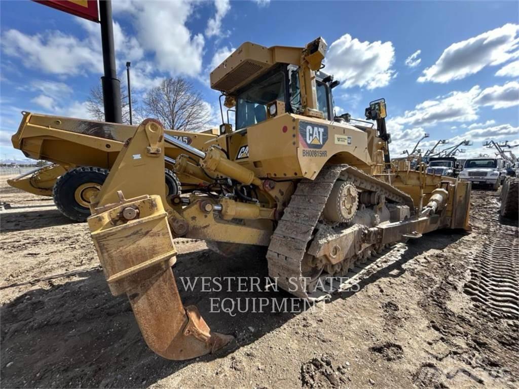 CAT D8T Верижни булдозери
