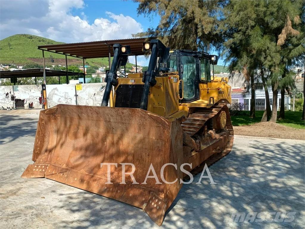 CAT D8T Верижни булдозери
