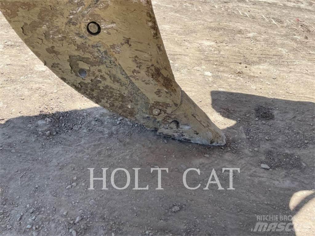 CAT D8T Верижни булдозери
