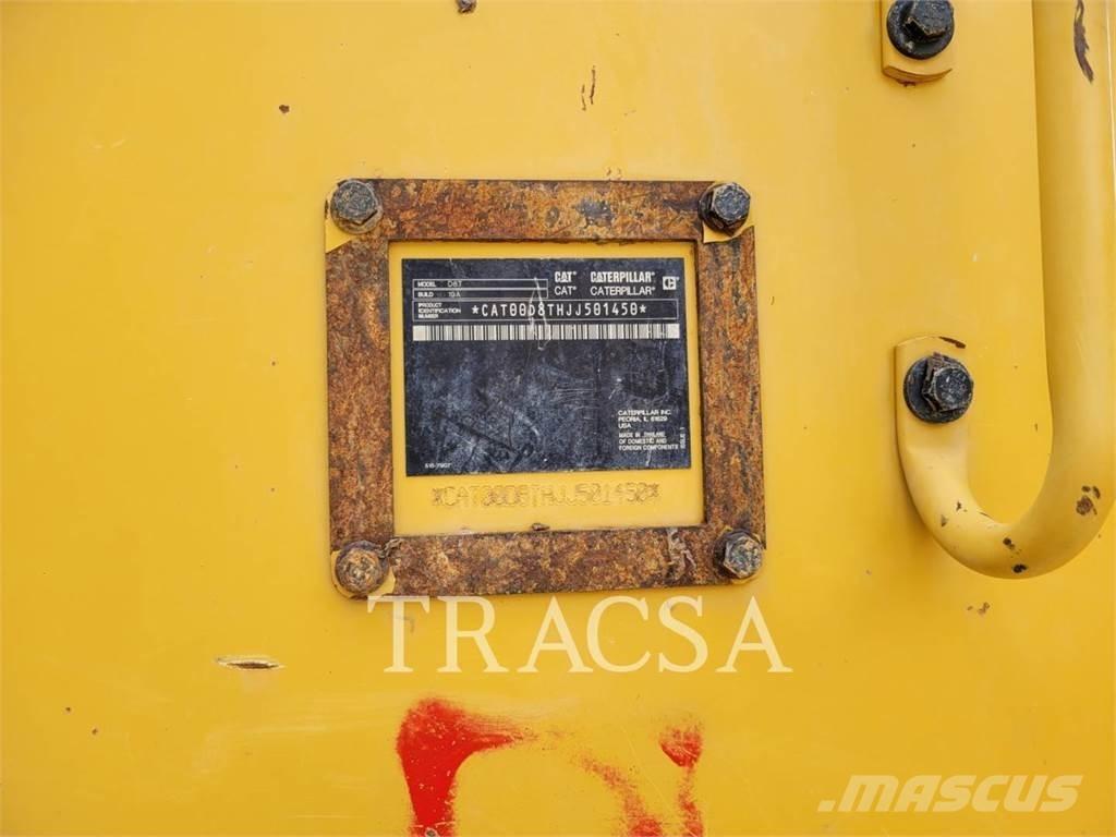 CAT D8T Верижни булдозери
