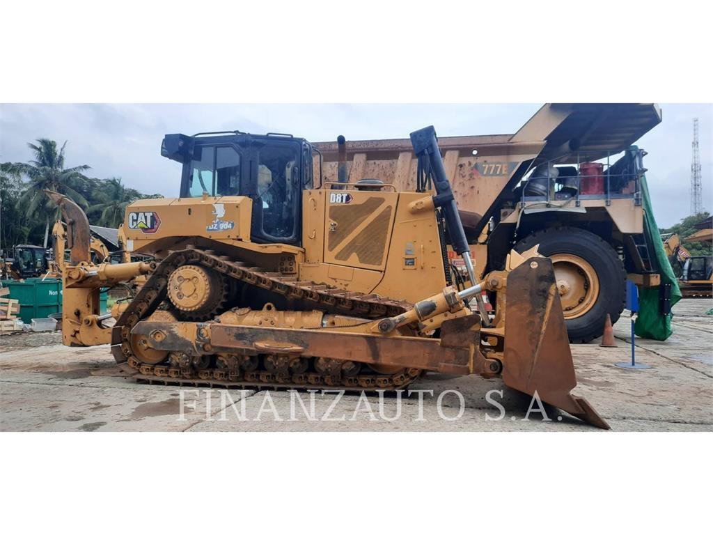 CAT D8T Верижни булдозери

