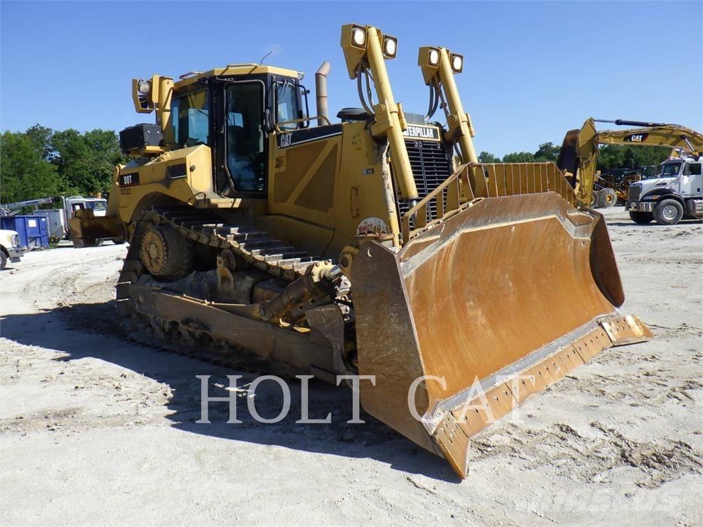 CAT D8T Верижни булдозери
