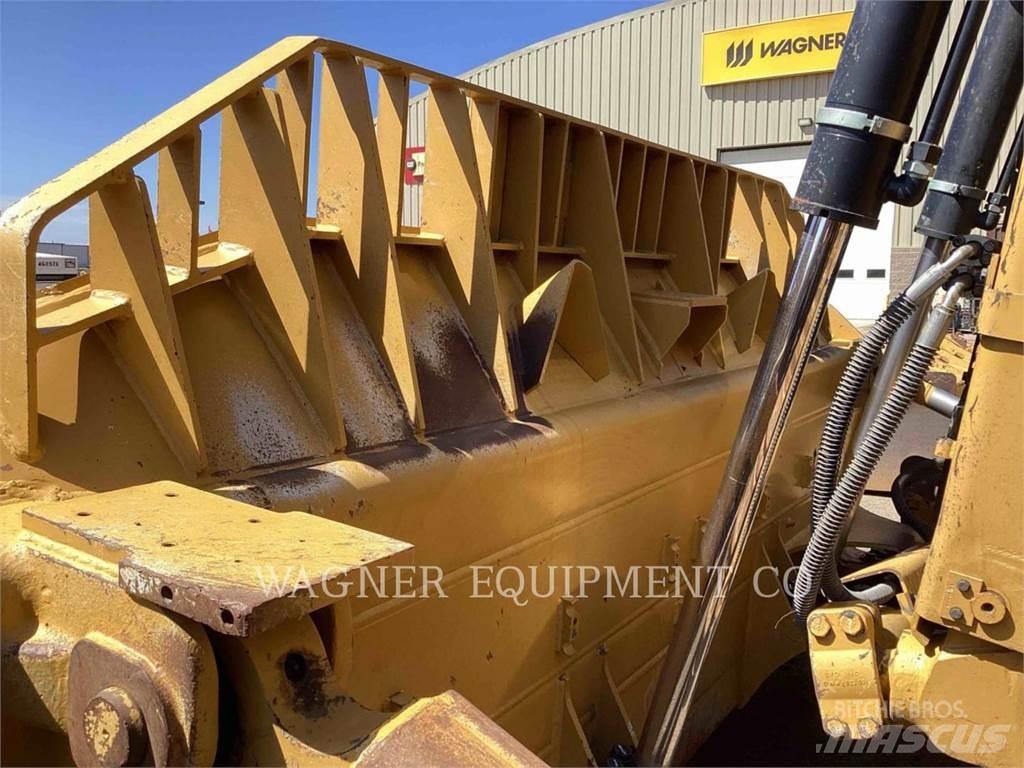 CAT D8T Верижни булдозери
