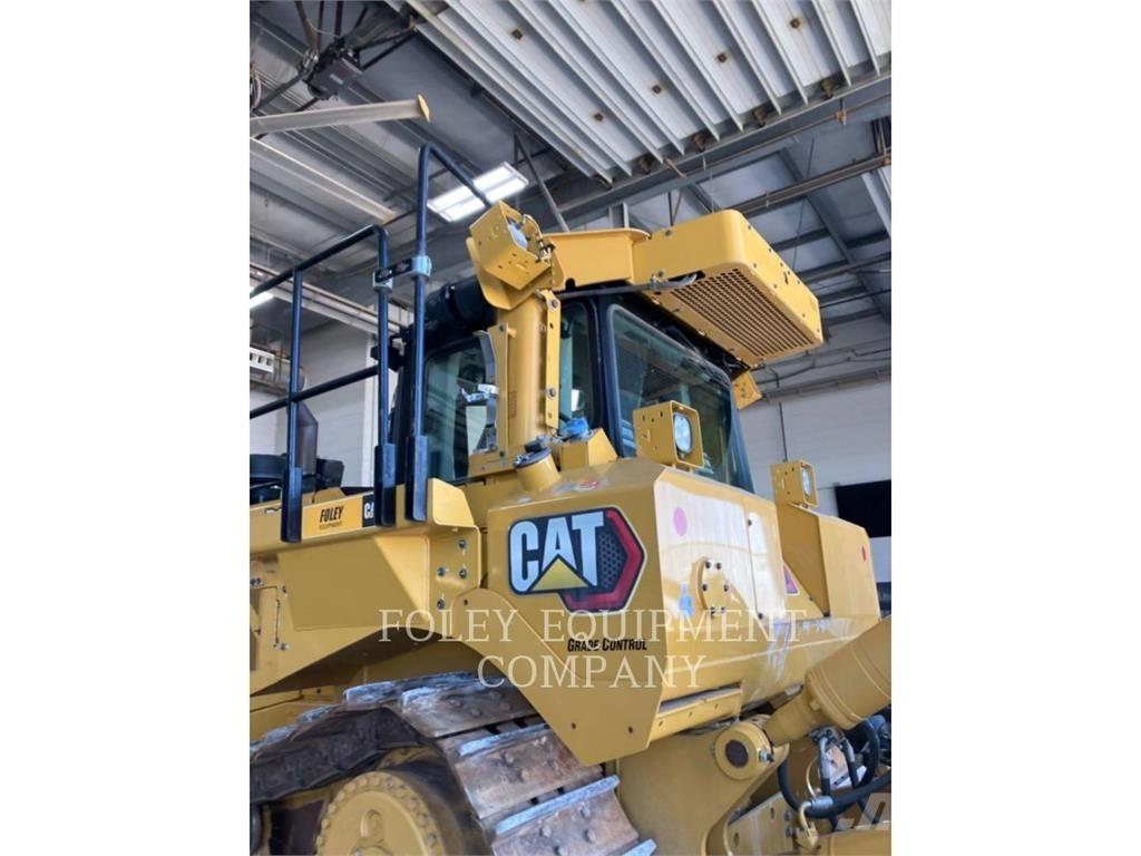 CAT D8T-21A Верижни булдозери
