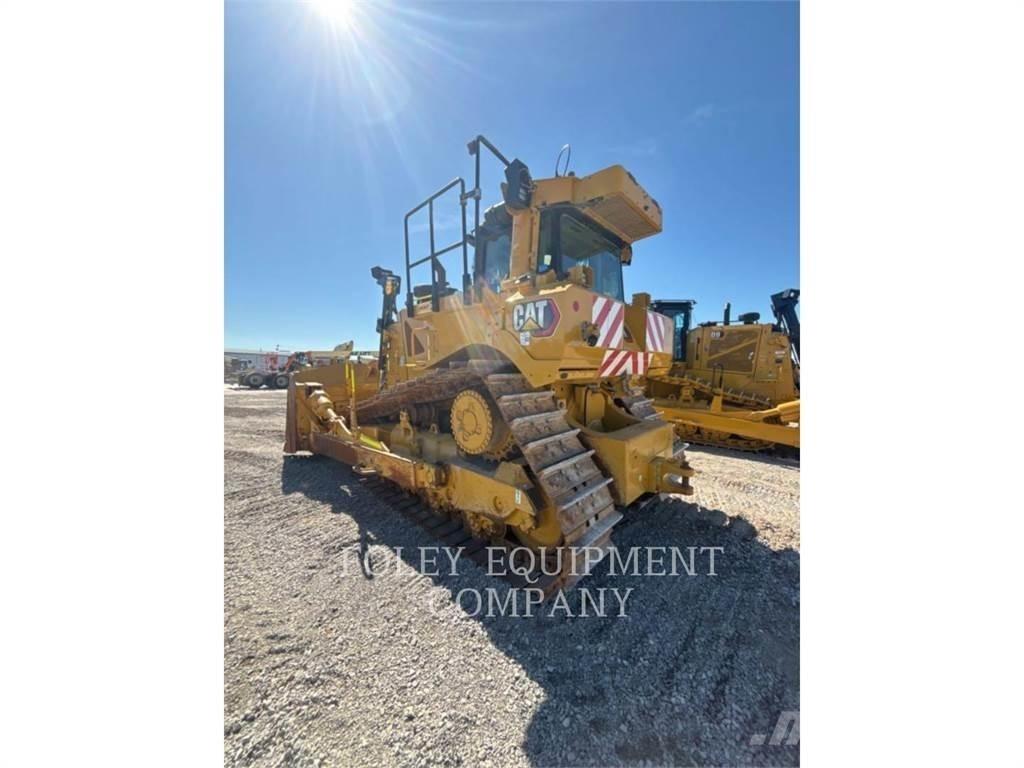 CAT D8T-21A Верижни булдозери
