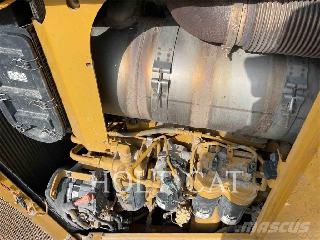 CAT D8T MS Верижни булдозери
