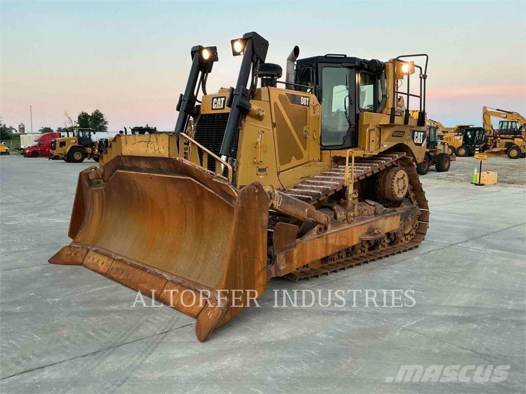 CAT D8T R Верижни булдозери
