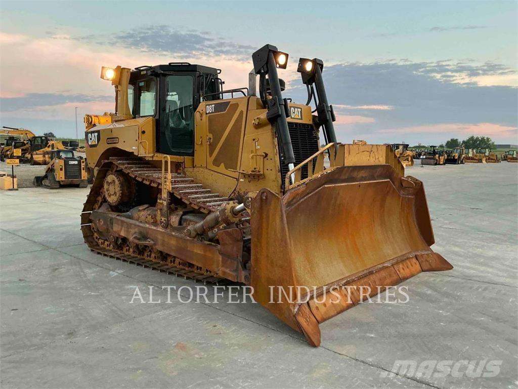 CAT D8T R Верижни булдозери
