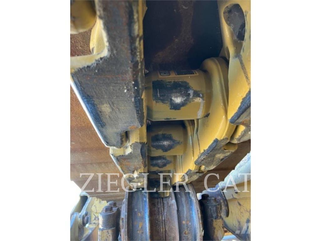 CAT D8TLGP Верижни булдозери
