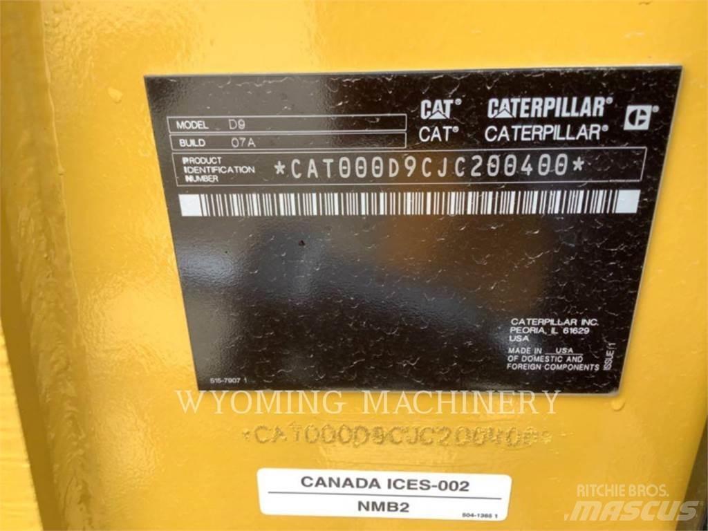 CAT D9 Верижни булдозери
