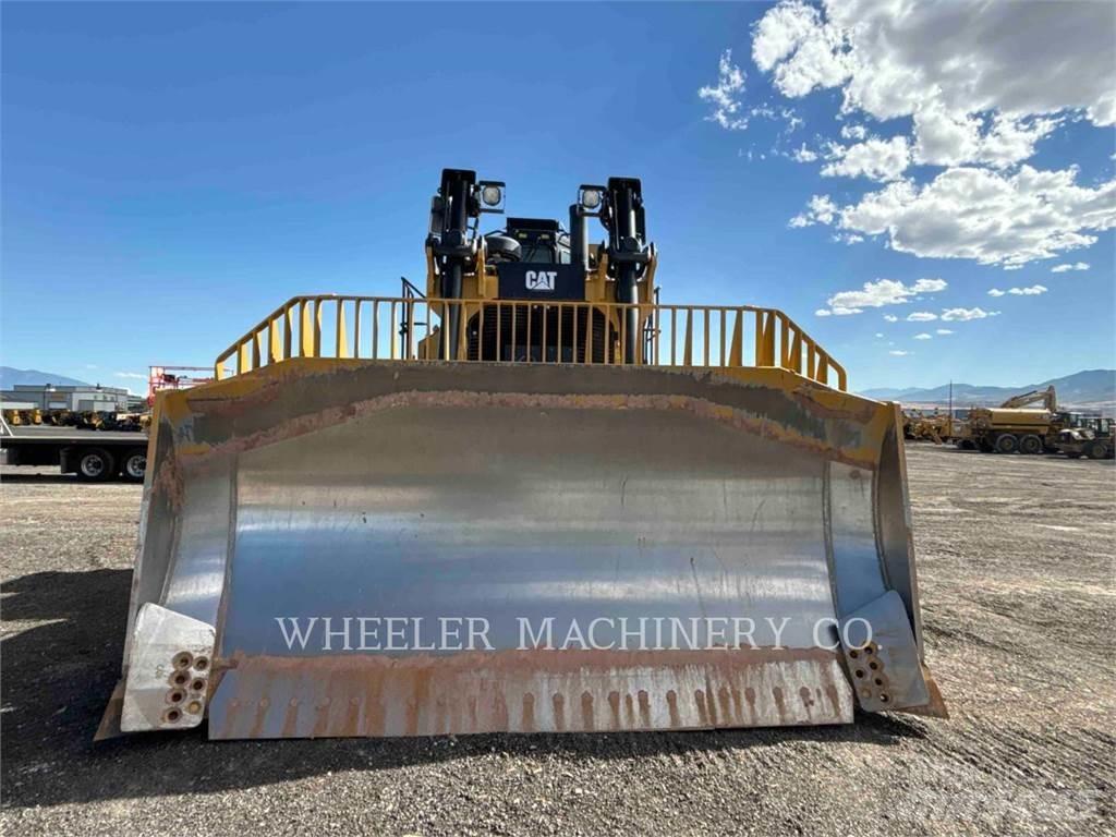 CAT D9 Верижни булдозери
