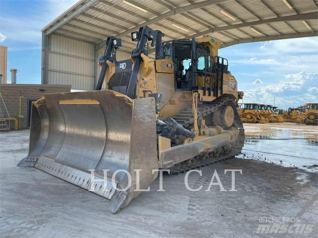 CAT D9 Верижни булдозери
