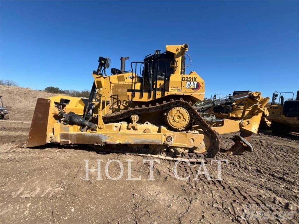 CAT D9 Верижни булдозери
