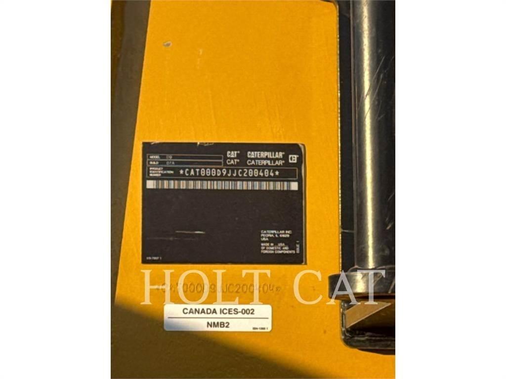 CAT D9 Верижни булдозери

