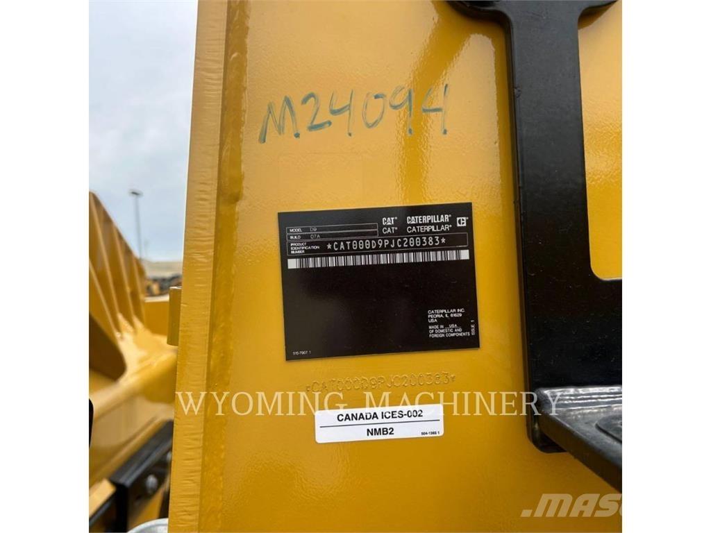 CAT D9 Верижни булдозери
