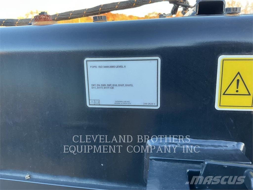 CAT D9 Верижни булдозери
