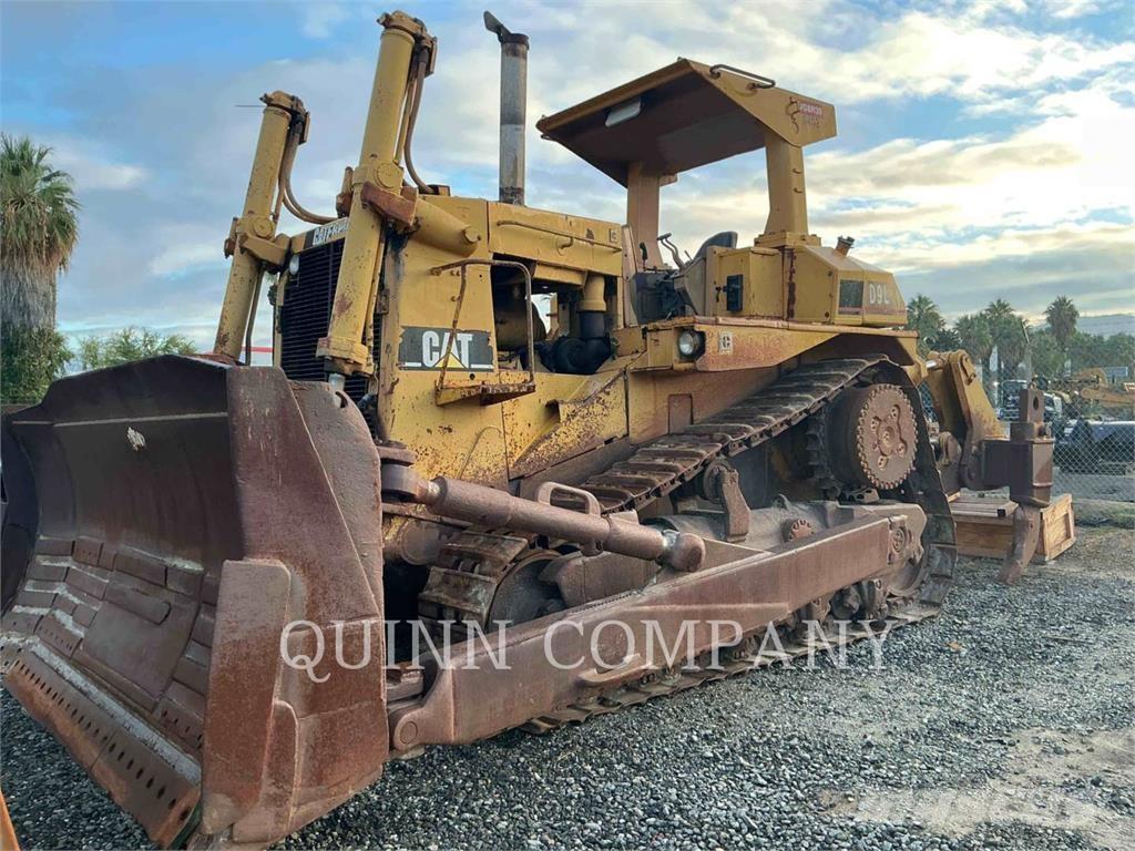 CAT D9L Верижни булдозери
