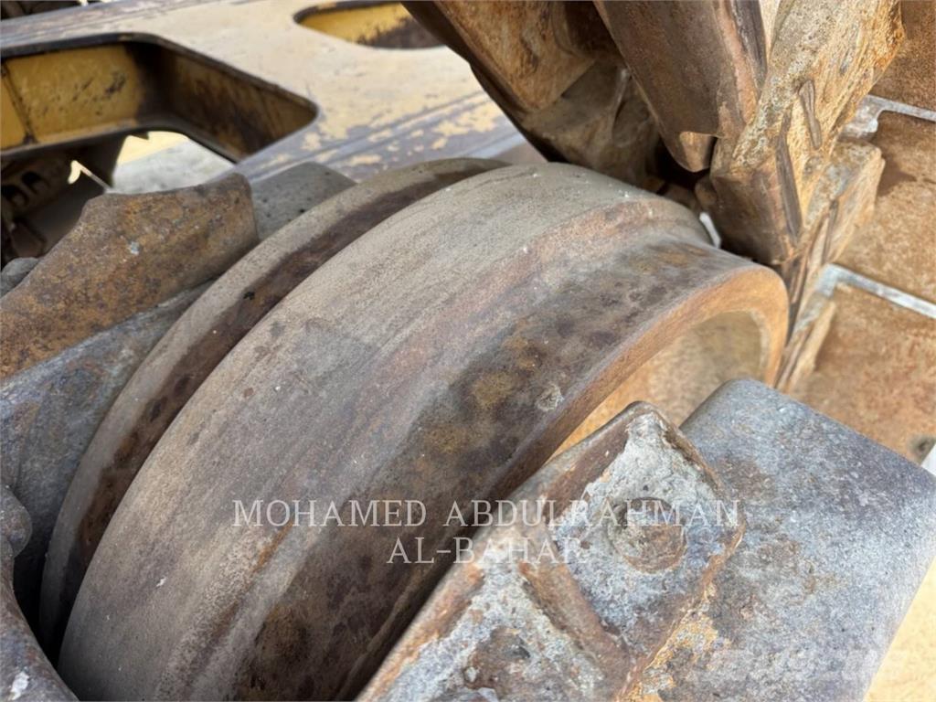 CAT D9RLRC Верижни булдозери
