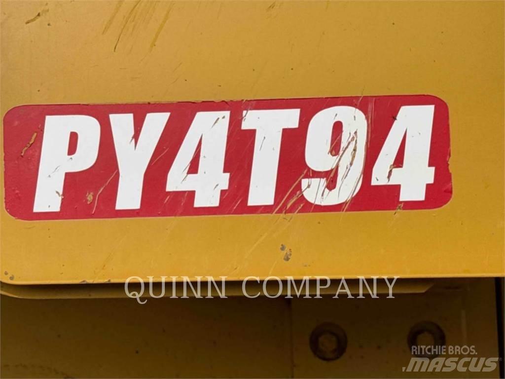 CAT D9T Верижни булдозери
