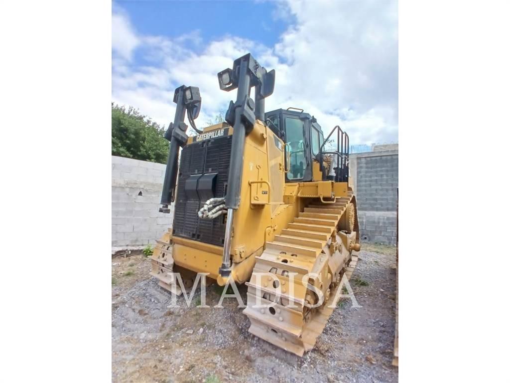 CAT D9T Верижни булдозери
