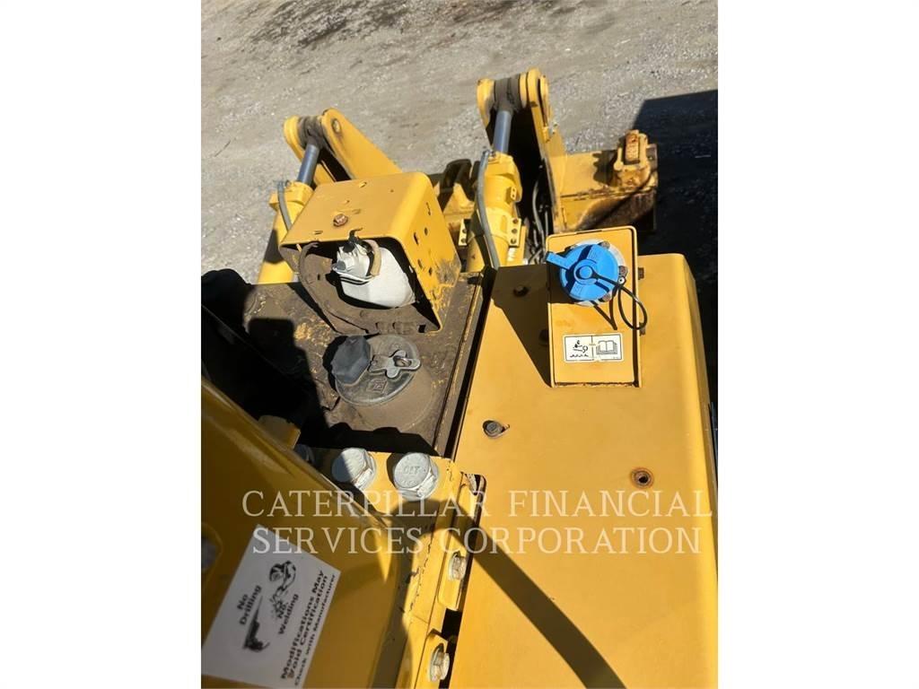 CAT D9T Верижни булдозери
