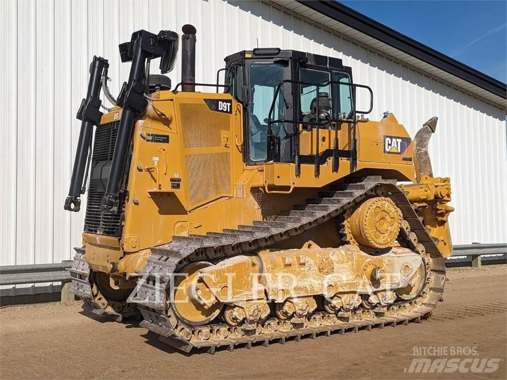 CAT D9T Верижни булдозери

