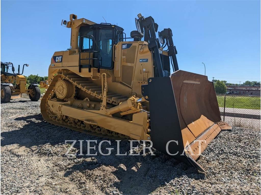 CAT D9T Верижни булдозери
