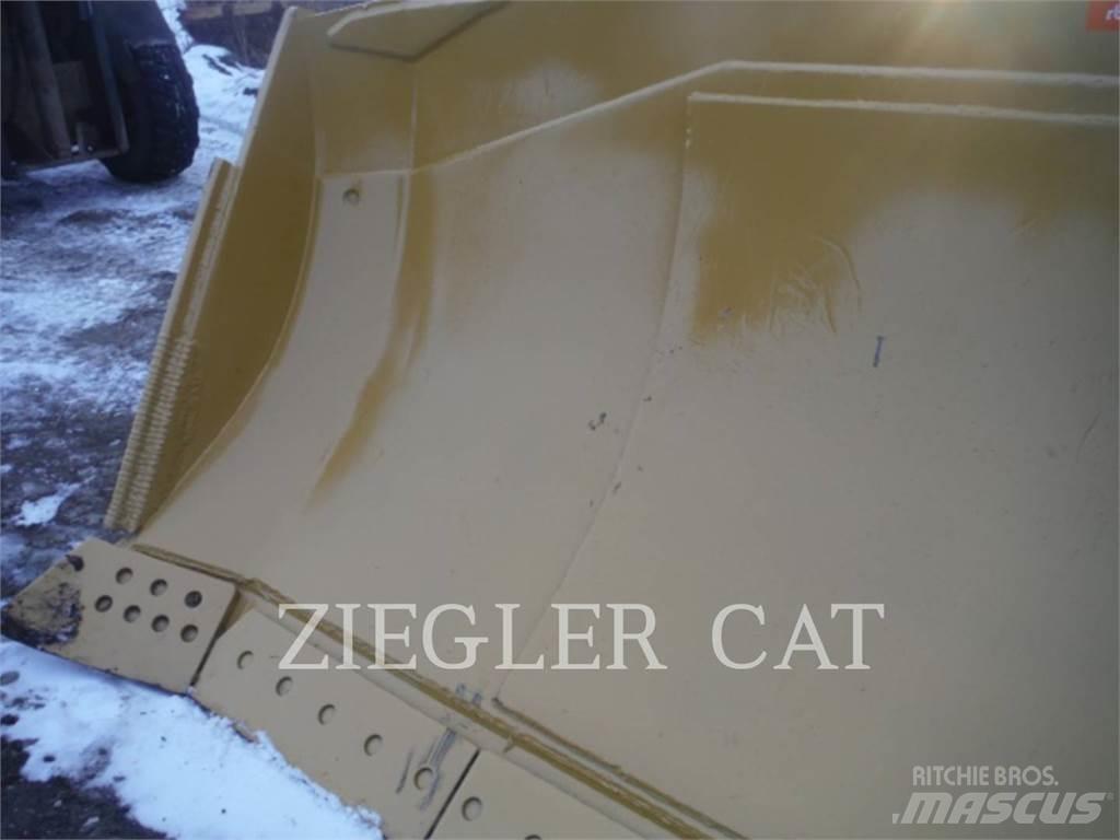 CAT D9TSUBLADE Остриета