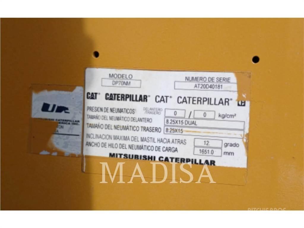 CAT DP70NM Дизелови камиони